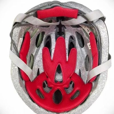 高温圧縮の通気性のオートバイのヘルメットはさみ金はクッションの取り替えにパッドを入れる